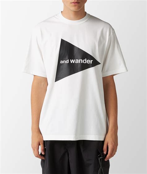 White And Wander Big Logo T Shirt Svd