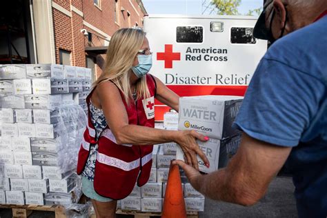 American Red Cross Volunteers For Hurricane Sandy