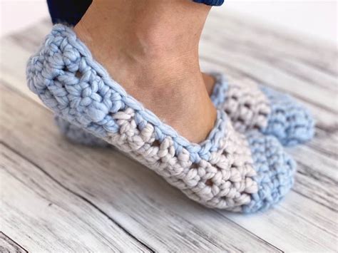 Easiest Super Bulky Crochet Slipper Socks - love. life. yarn.