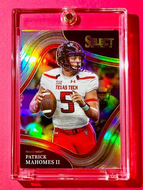 Patrick Mahomes Rare Mint Silver Refractor Panini Select Draft Picks