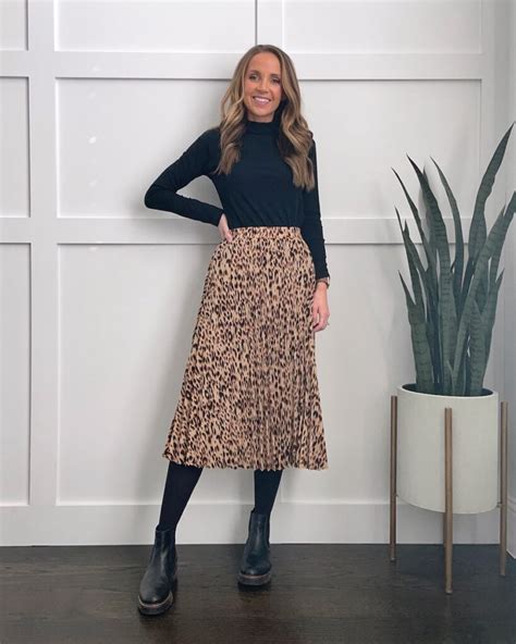 4 Ways To Wear Chelsea Boots With Skirts Merrick S Art