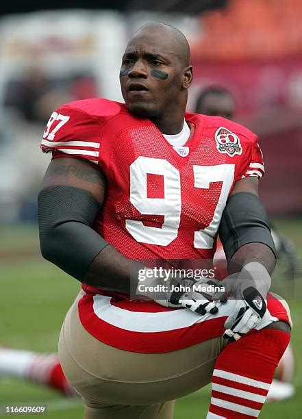 594 Bryant Young 49ers Photos & High Res Pictures - Getty Images