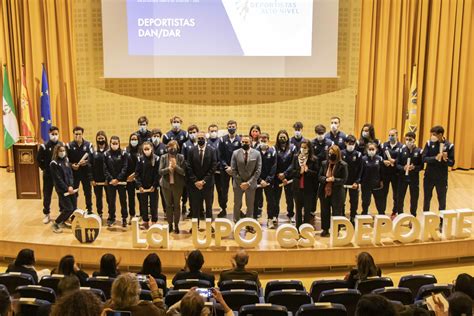 Reconocimiento De La Universidad Pablo De Olavide A Sus Deportistas En