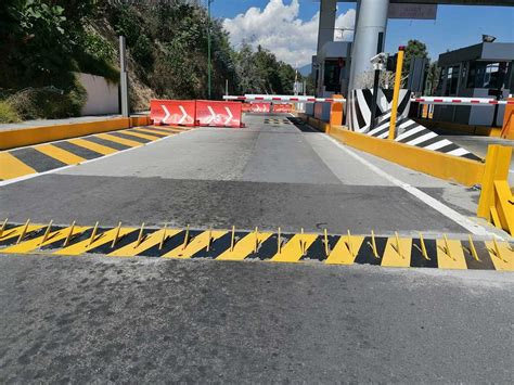 Se Ponchan Llantas Gratis En La Autopista Tenango Ixtapan De La Sal