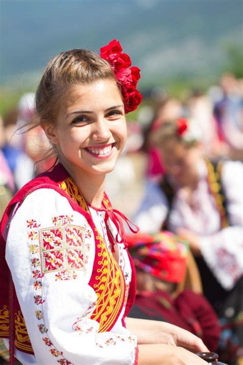 IMG_4822 | Bulgarian clothing, Bulgarian women, Bulgarian girl