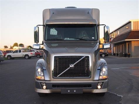 Volvo Vnl T With Inch Ari Legacy Ii Rb Sleeper