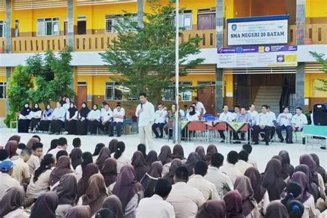 Peringkat Sman Batam Tergeser Inilah Sekolah Terbaik Di Batam Oh