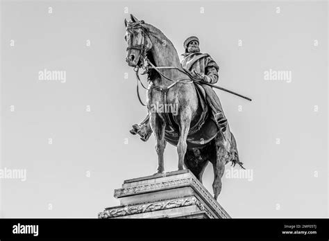 Outdoor Bronze Statue Of Giuseppe Garibaldi 1807 1882 In Milan