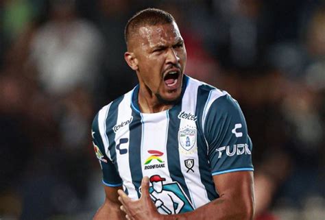 Salomón Rondón juega en Pachuca como para que River lo extrañe