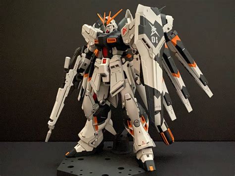 Rg Hi νガンダム（νガンダムカラー）｜ポン太郎さんのガンプラ作品｜gunsta（ガンスタ）