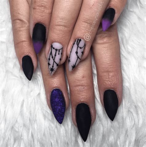 35 Spooky Purple Halloween Nails Designs