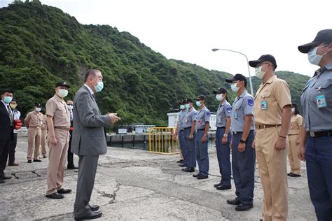 【軍友社秋節敬軍】李棟樑慰訪蘇澳海軍 肯定衛國辛勞 軍聞 【軍友社秋節敬軍】李棟樑慰訪蘇澳海軍 肯定衛國辛勞 青年日報