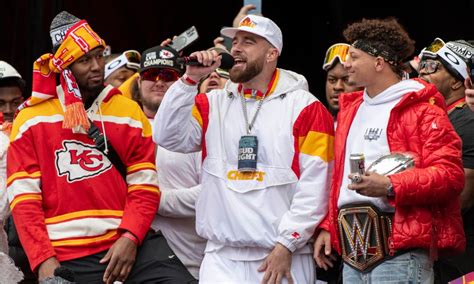 Chiefs TE Travis Kelce announces ‘Kelce Jam’ music…