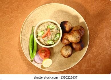 Litti Chokha Bihar Traditional Food Stock Photo 1380223637 | Shutterstock