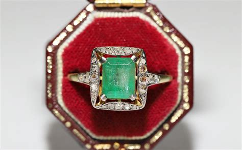 Antique Circa 1900s 18k Gold Natural Rose Cut Diamond And Emerald