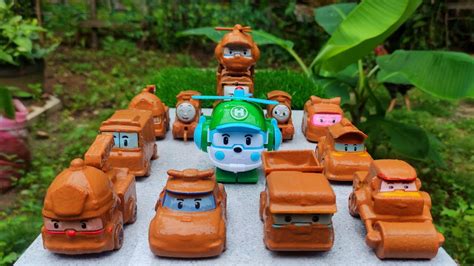 Membersihkan Mainan Mobil Mobilan Robocarpoli School B Dump Helly