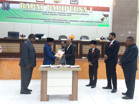 Terima Lkpj Bupati Dewan Beri Banyak Rekomendasi Radar Sorong