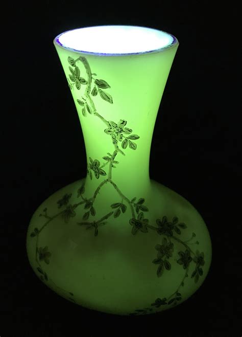 An ultraviolet surprise! | Collectors Weekly