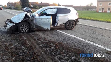 Sant Antonio Di Castellamonte Incidente Stradale Bmw Serie Un