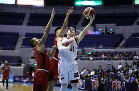 Alaska Pulls Down Blackwater Snaps Alarming Skid The Manila Times