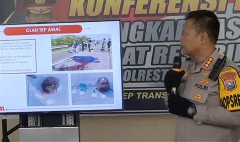 Pria Tewas Bersimbah Darah Di Tol Sumo Polisi Korban Tabrak Lari