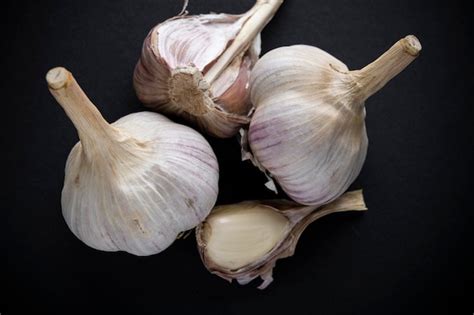 Premium Photo | Garlic bulbs. add to food.