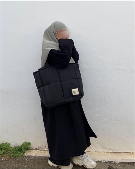 Pin By Themooncure On Hijab Muslim Outfits Casual Muslimah Fashion