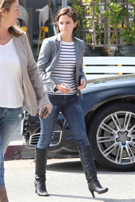 Emma Watson In Jeans Leaving Lemonade Rstaurantn 06 Gotceleb