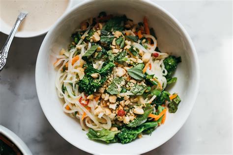 Herbal Rice Noodle Salad With Broccoli Rabe — Oando Eats