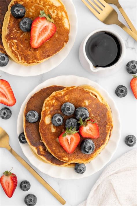 Protein Powder Pancakes | The Clean Eating Couple