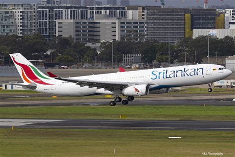 Srilankan R Alp Sydney Airport Annette Logan Flickr