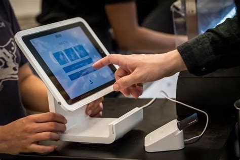 Square Payment Error Affects Tipping Costing Workers Hundreds Of