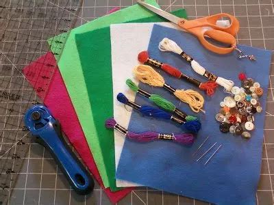 Summer Sewing School {projects and supplies list} - SchneiderPeeps