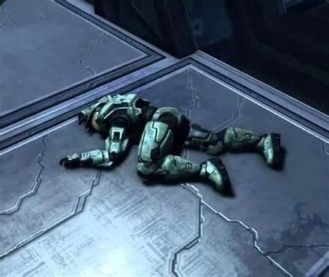 Arty On Twitter Rt Patchesvt I Sleep Like Master Chief Death Pose