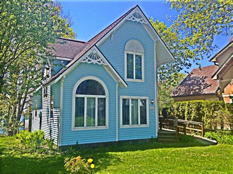 Cottages & Homes on Mackinac Island - Mackinac Island Tourism Bureau ...