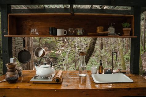 Ultimate Forest Airbnb Treehouse in California - Miss Rover