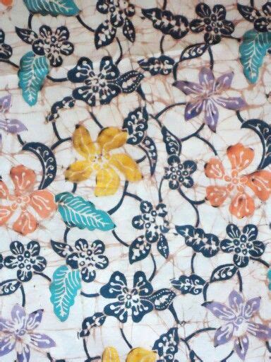 Motif Batik Bertema Flora Dan Fauna Steven Hunter