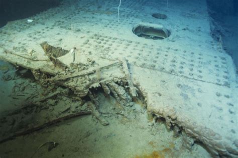 1 Septembre 1985 L épave du Titanic est retrouvée Nima REJA