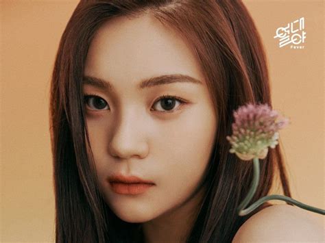 Biodata Profil Dan Fakta Lengkap Umji Gfriend Kepoper Hot Sex Picture