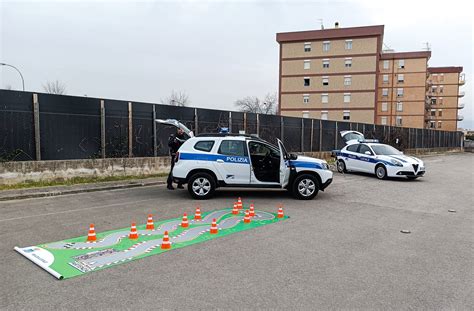 Cisterna Educazione Alla Guida La Polizia Locale Nelle Scuole