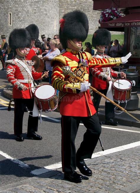 Changing of the Guard editorial photo. Image of walking - 8845601