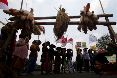 Aksi Petani Kendeng Antara Foto