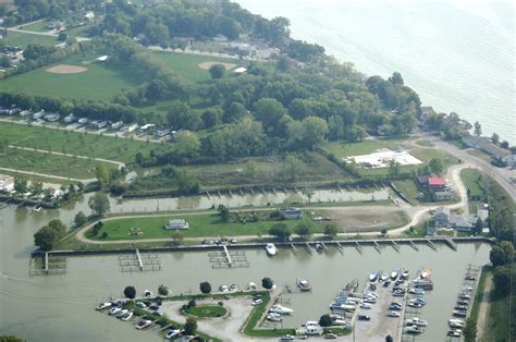 Casper's Landing & Marina in Leamington, ON, Canada - Marina Reviews - Phone Number - Marinas.com