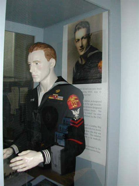 Great Lakes Naval Training Center Museum - MUSEUMS, BATTLEFIELDS, AND MONUMENTS - U.S. Militaria ...