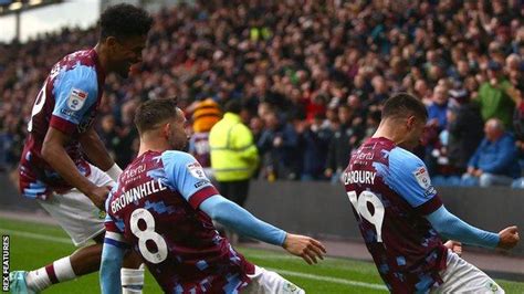 Burnley 2 1 Reading Anass Zaroury Grabs Late Winner For Leaders BBC