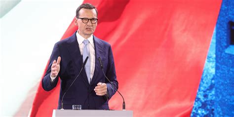 Mateusz Morawiecki Zapowiada Rednie Zarobki Tys Z I Rekord Eksportu