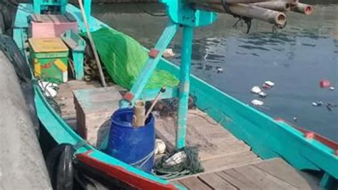 Jatuh Dari Kapal Nelayan Palabuhanratu Sukabumi Hilang Di Laut Banten