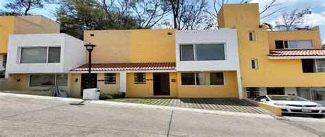 Casa En Av Hidalgo Granjas Lomas De Guadalupe Propiedades