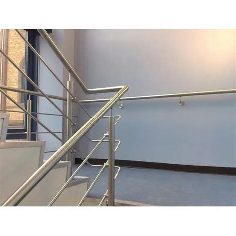 Stainless Steel Hand Railing at Rs 350/feet in Ahmedabad | ID: 17806363630