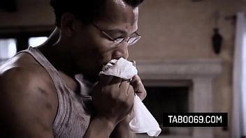 Un negro se folla a su pequeña vecina rubia Chloe Cherry XVIDEOS